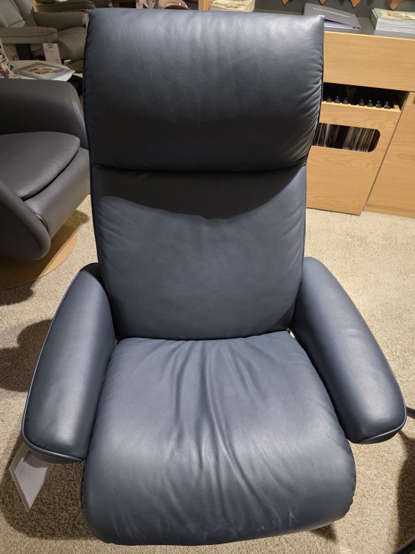 Sessel mit Hocker Aura M – Bild 3